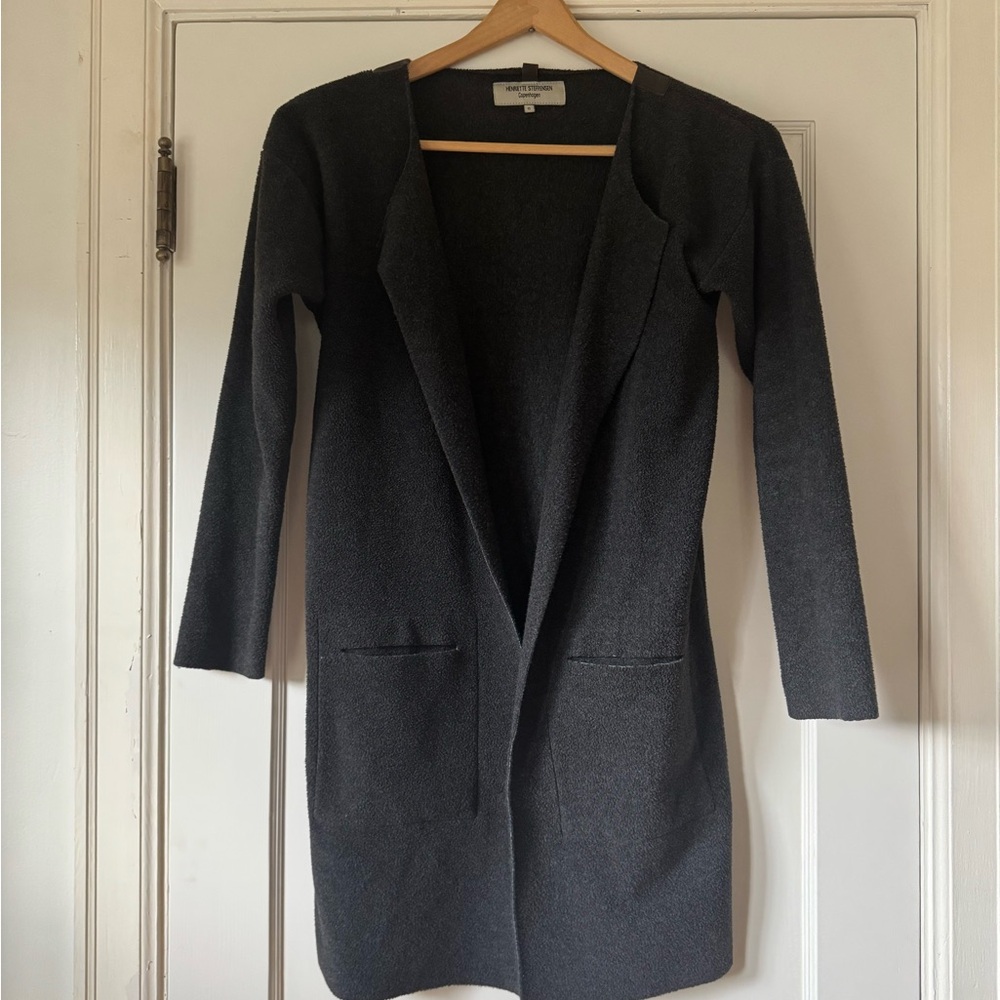 Elegant Black Women's Cardigan